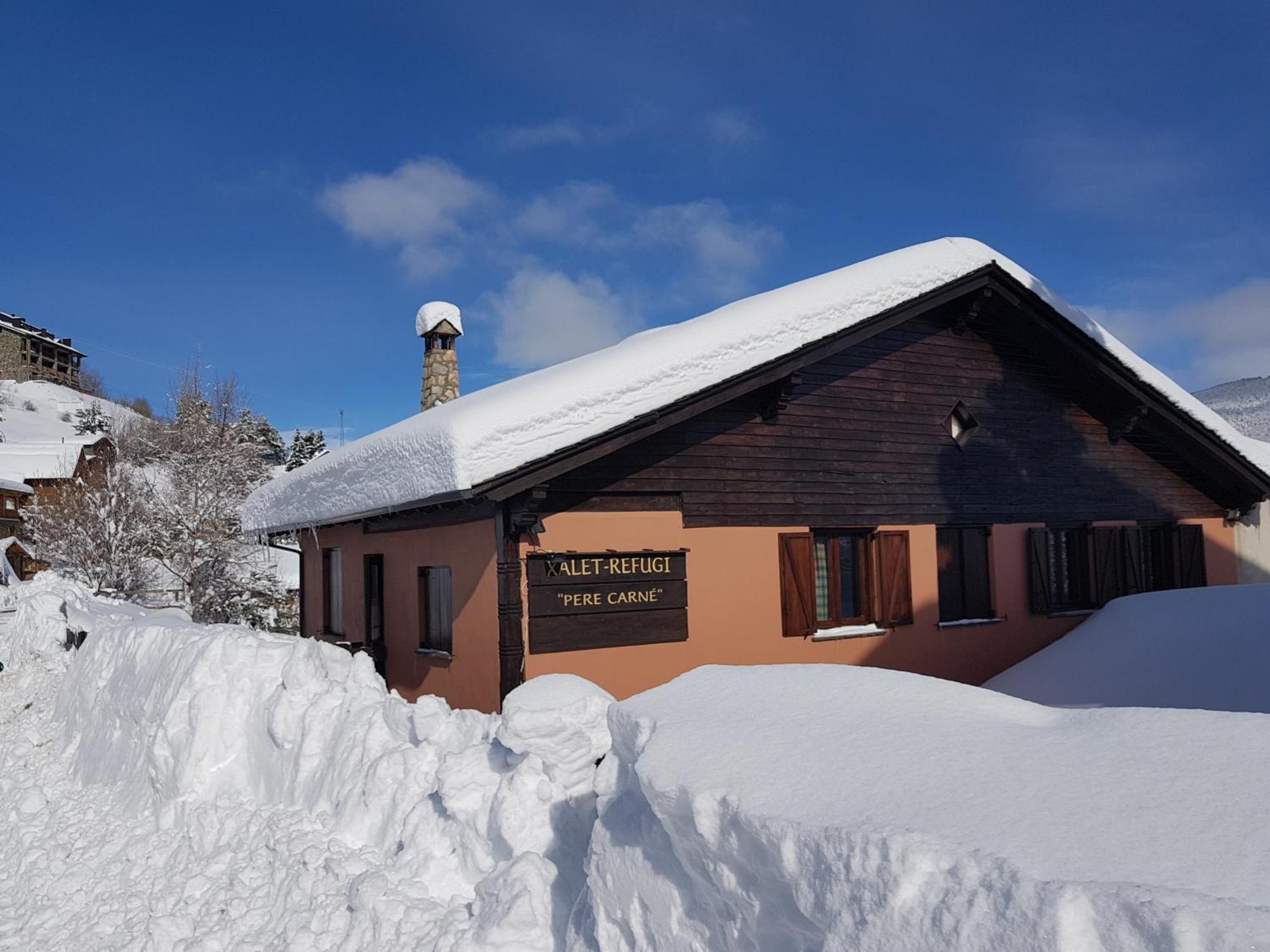 Xalet Refugi Pere Carne Hostel La Molina  Exterior foto