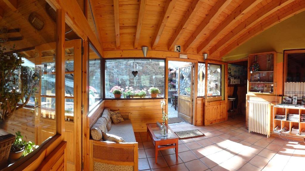 Xalet Refugi Pere Carne Hostel La Molina  Exterior foto