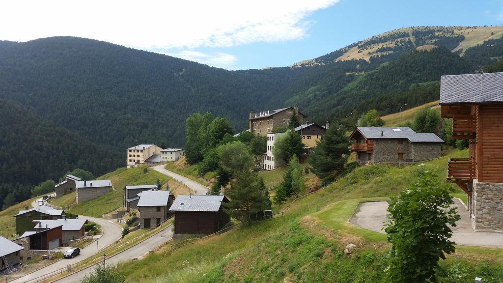 Xalet Refugi Pere Carne Hostel La Molina  Exterior foto